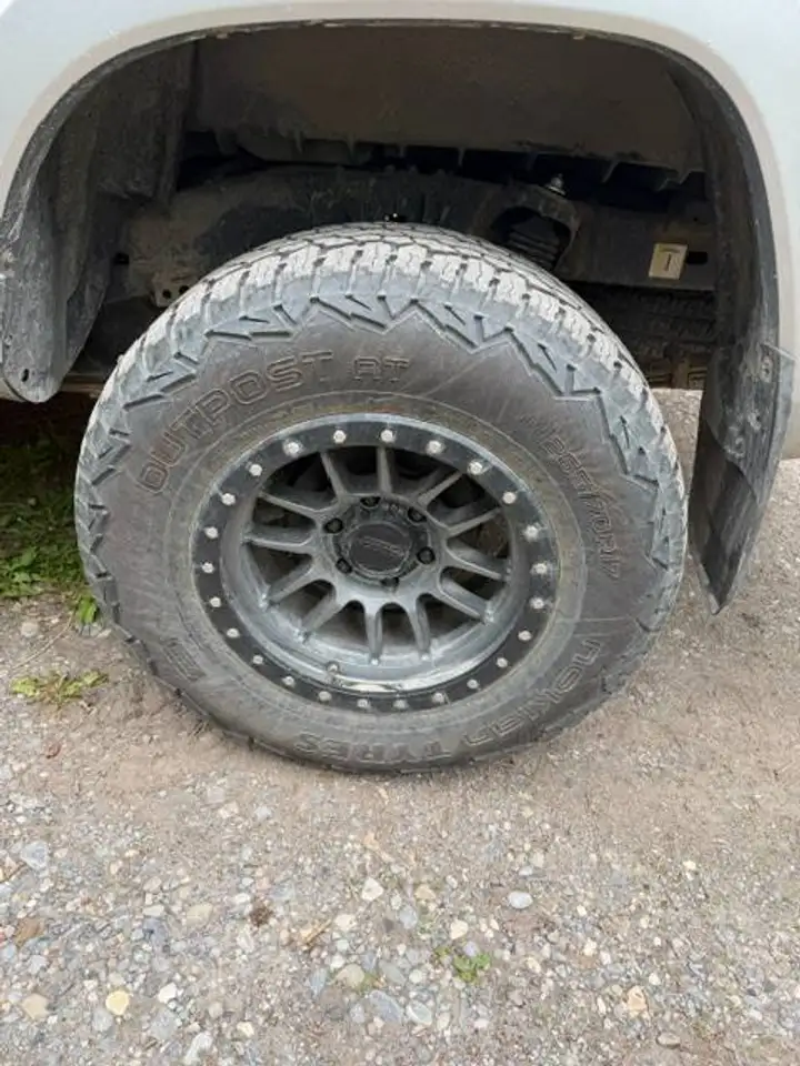 Toyota Tacoma photo Toyota Tacoma