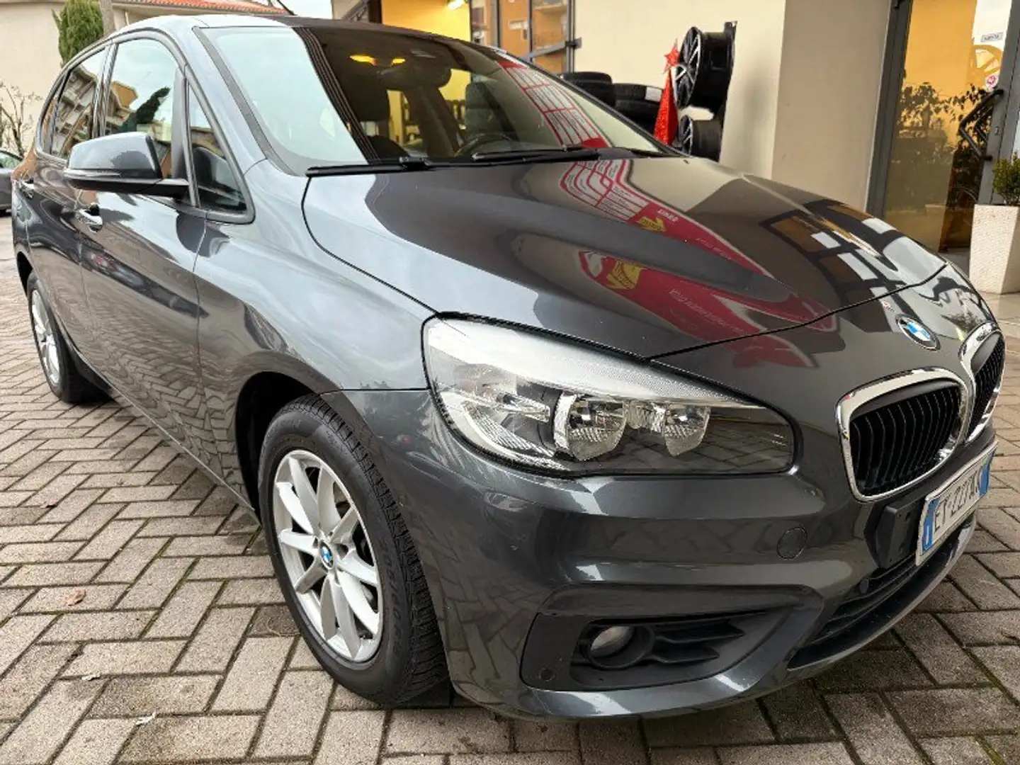 BMW 218 218d Active Tourer Luxury - 1