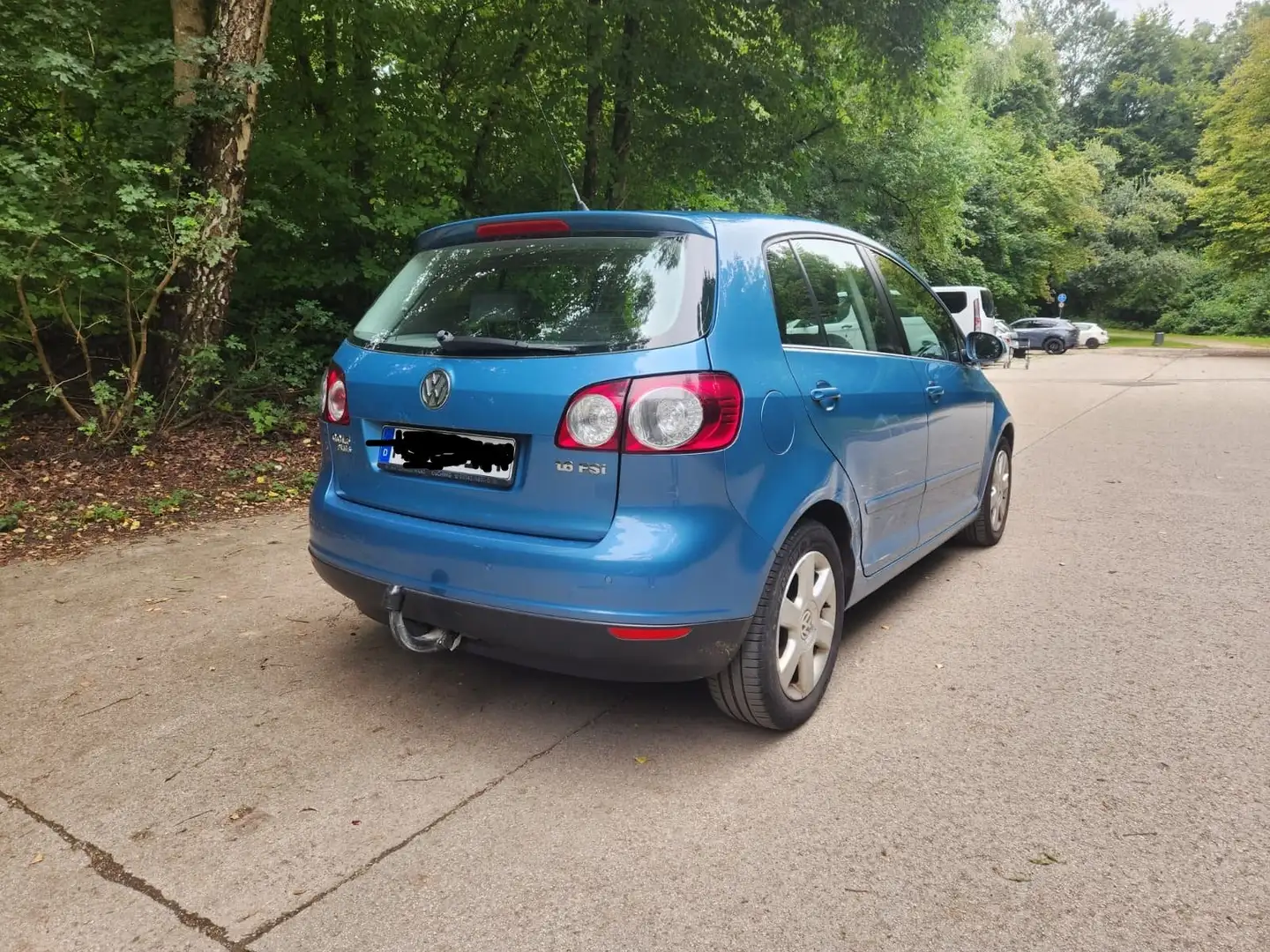 Volkswagen Golf Plus 1.6 FSI Comfortline TÜV NEU!!! plava - 2