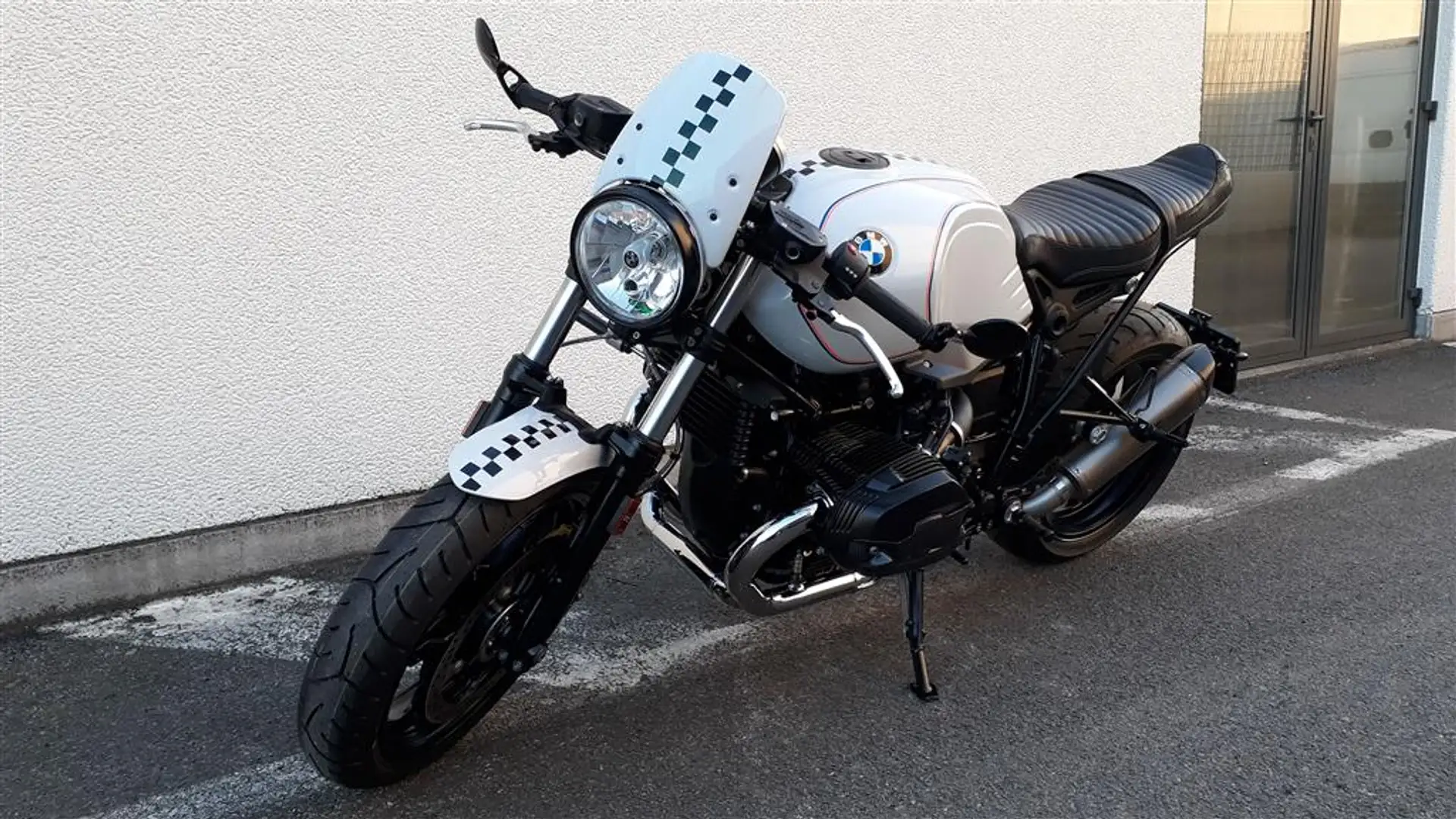 BMW R nineT 0 - 2