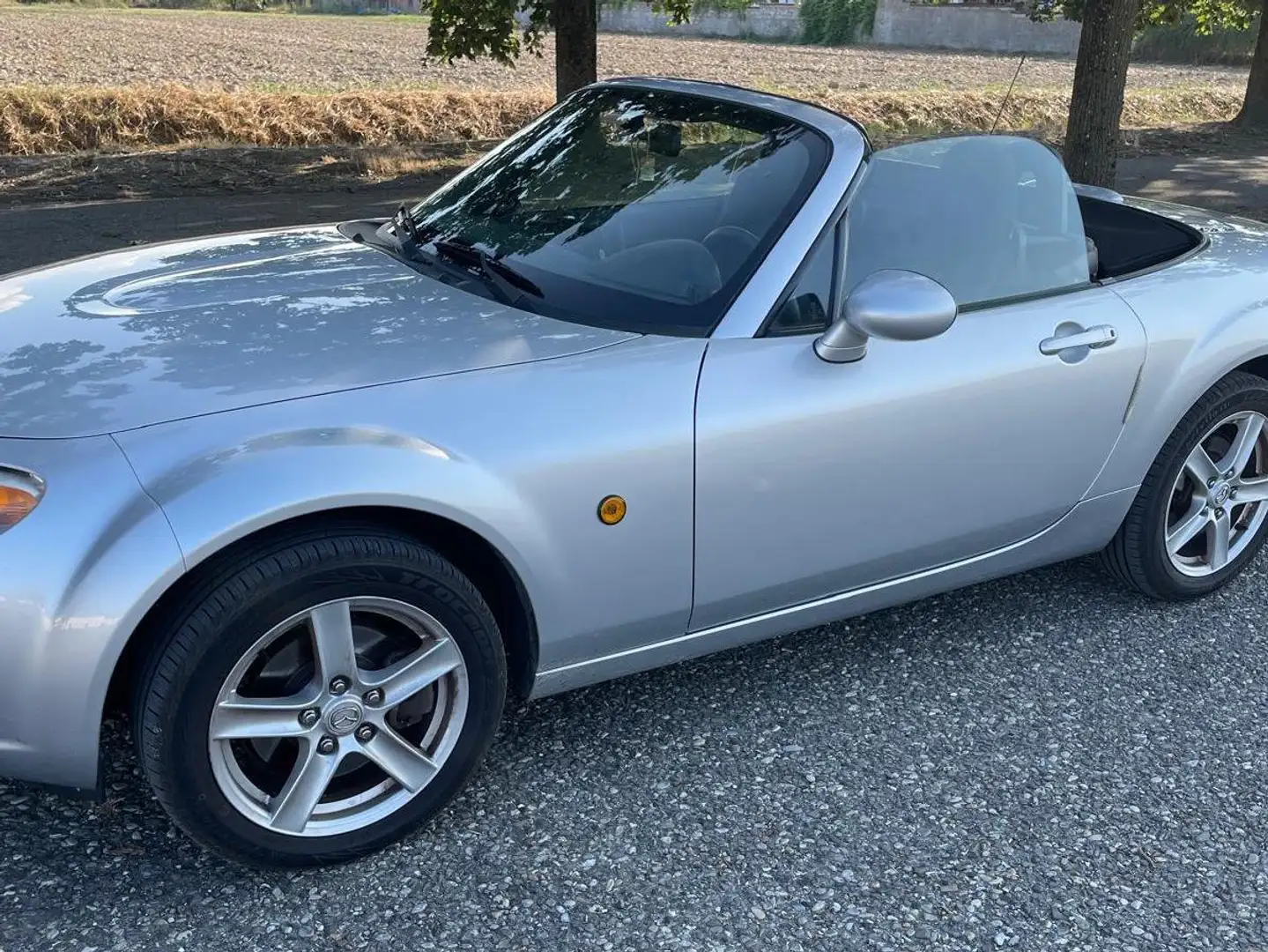 Mazda MX-5 MX-5 Roadster Coupe 1.8 Wind - 2
