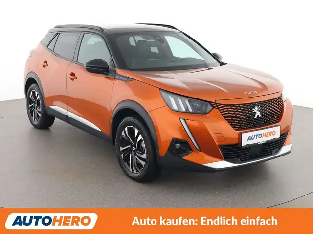 Peugeot e-2008 view 8
