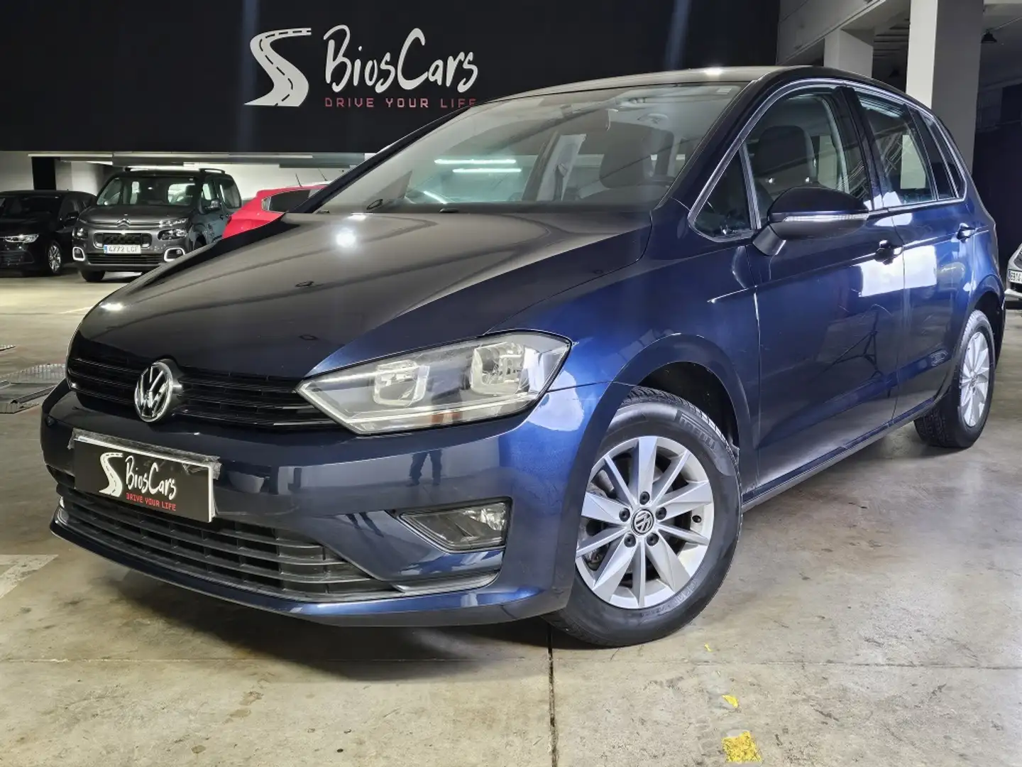 Volkswagen Golf Sportsvan 1.6TDI CR BMT Bluemotion 81kW Azul - 1