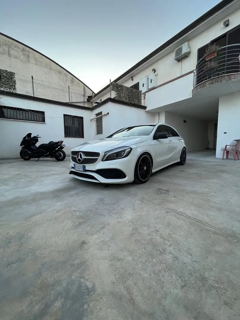 Mercedes-Benz A 200 Classe A - W176 d Premium auto my16 Bianco - 1