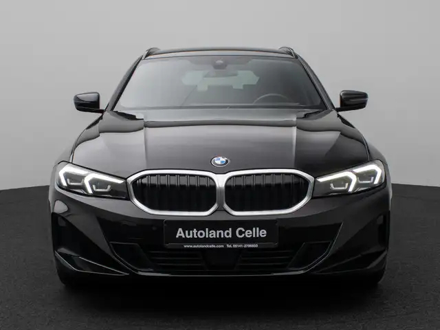 BMW 3 Series view 2