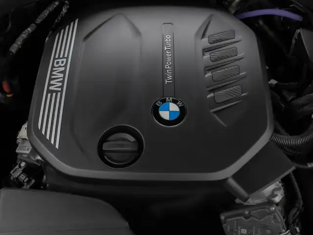 BMW 3 Series view 19