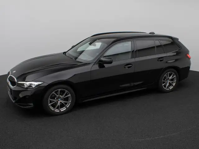 BMW 3 Series view 12
