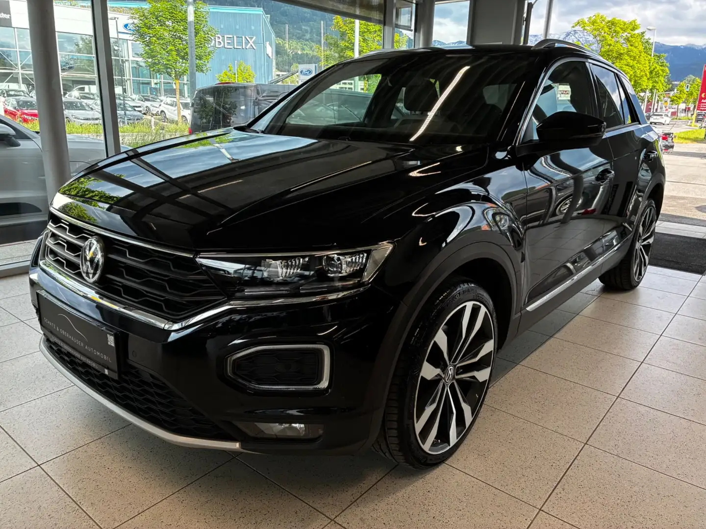 Volkswagen T-Roc 2.0 TDI Sport 4Motion Schwarz - 1