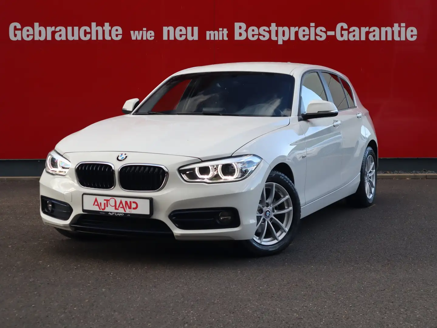BMW 118 118i Sport Line LED Tempomat Sitzheizung PDC USB Weiß - 2