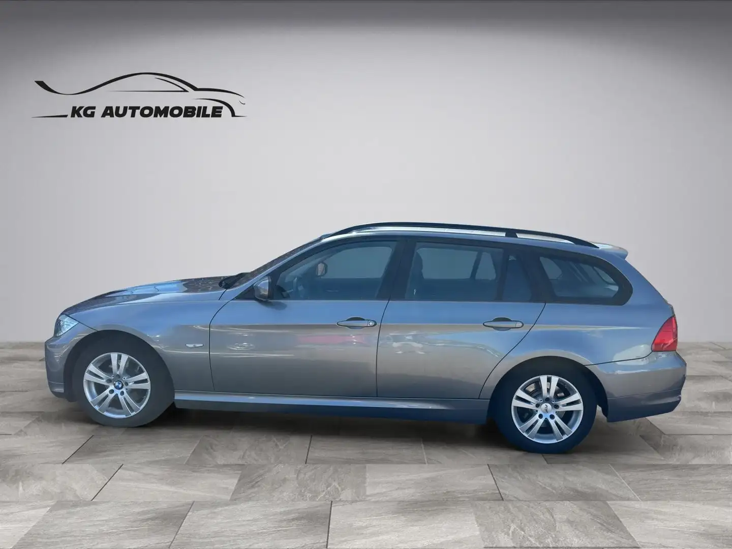BMW 318 Baureihe 318i SERVICE NEU Gris - 2