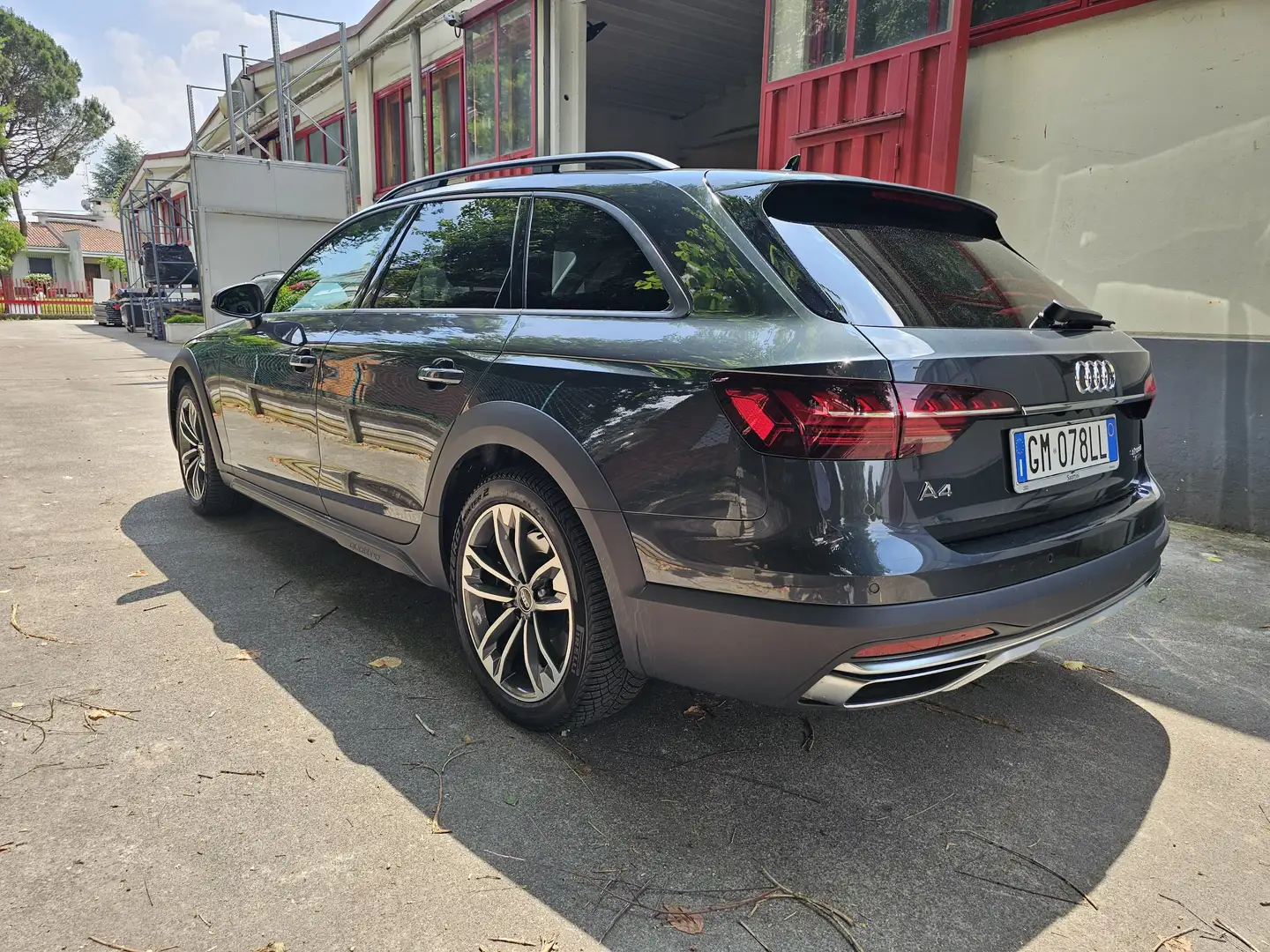 Audi A4 allroad 50 3.0 tdi Identity Contrast quattro 286cv tiptron - 2