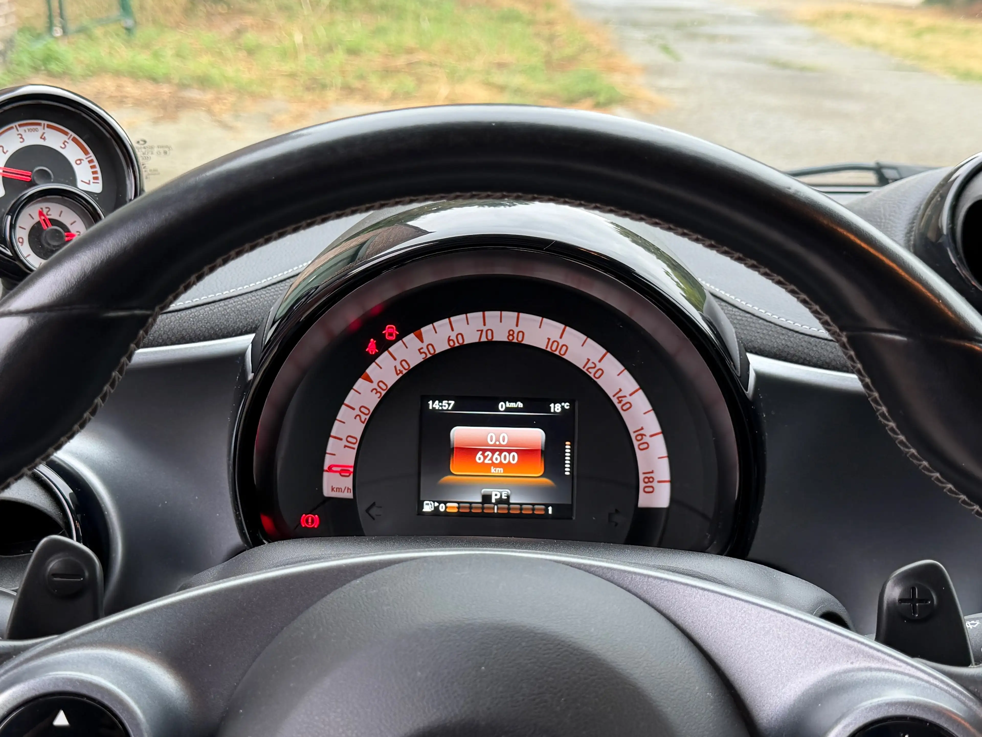 smart forTwo Cabrio 0.9 Turbo *Brabus Style* DCT — photo 15