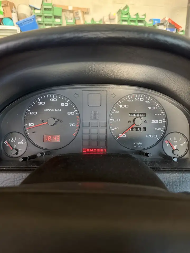 Audi 80 2,3 E Aut., foto 9