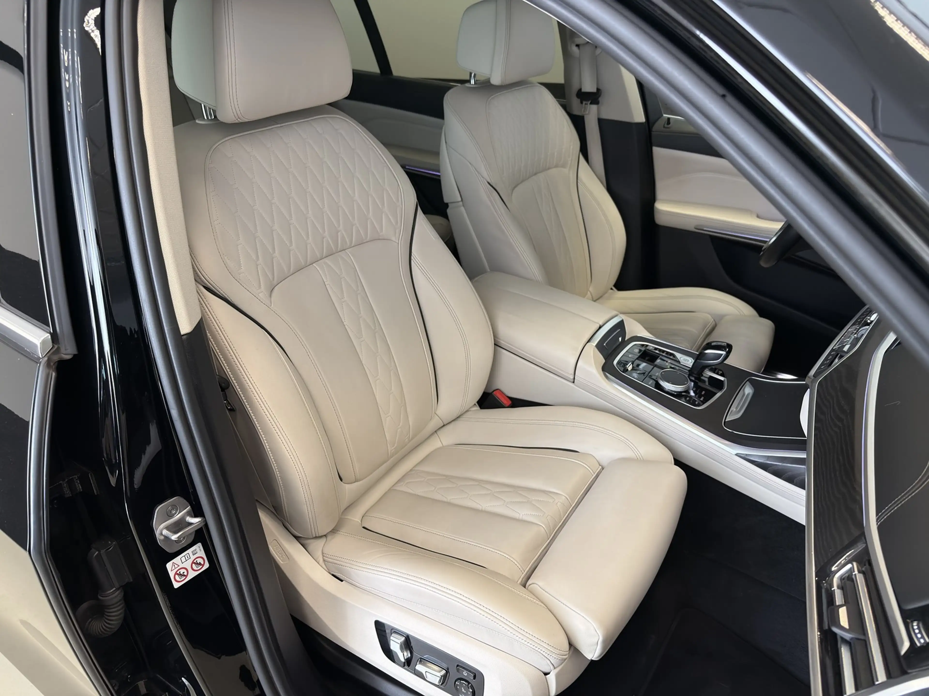 BMW X7 xDrive 40 d H&K AHK Head-Up 7-Sitzer Panorama — photo 9