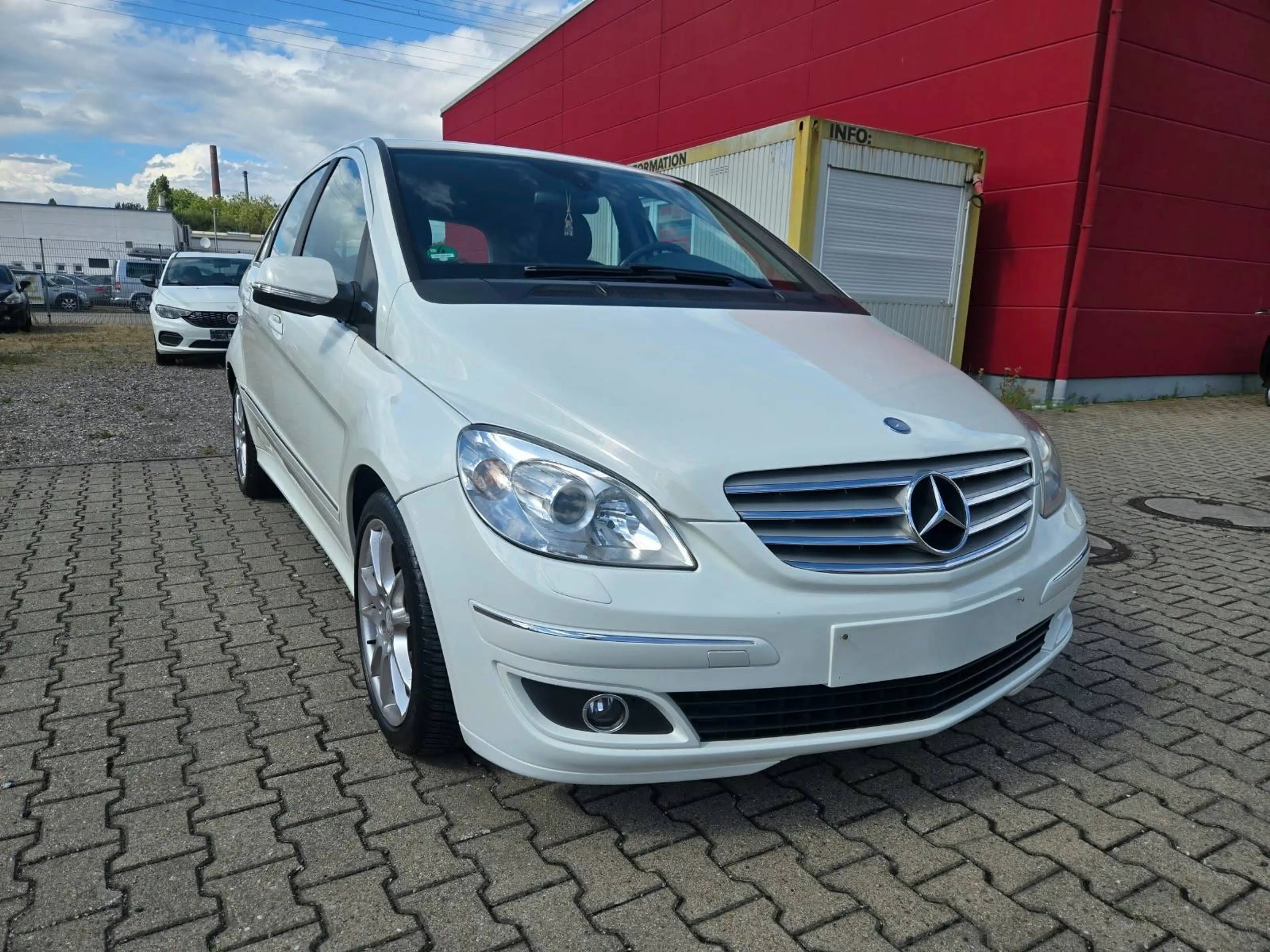 Mercedes-Benz B 160 B 160 (245.231) — photo 10