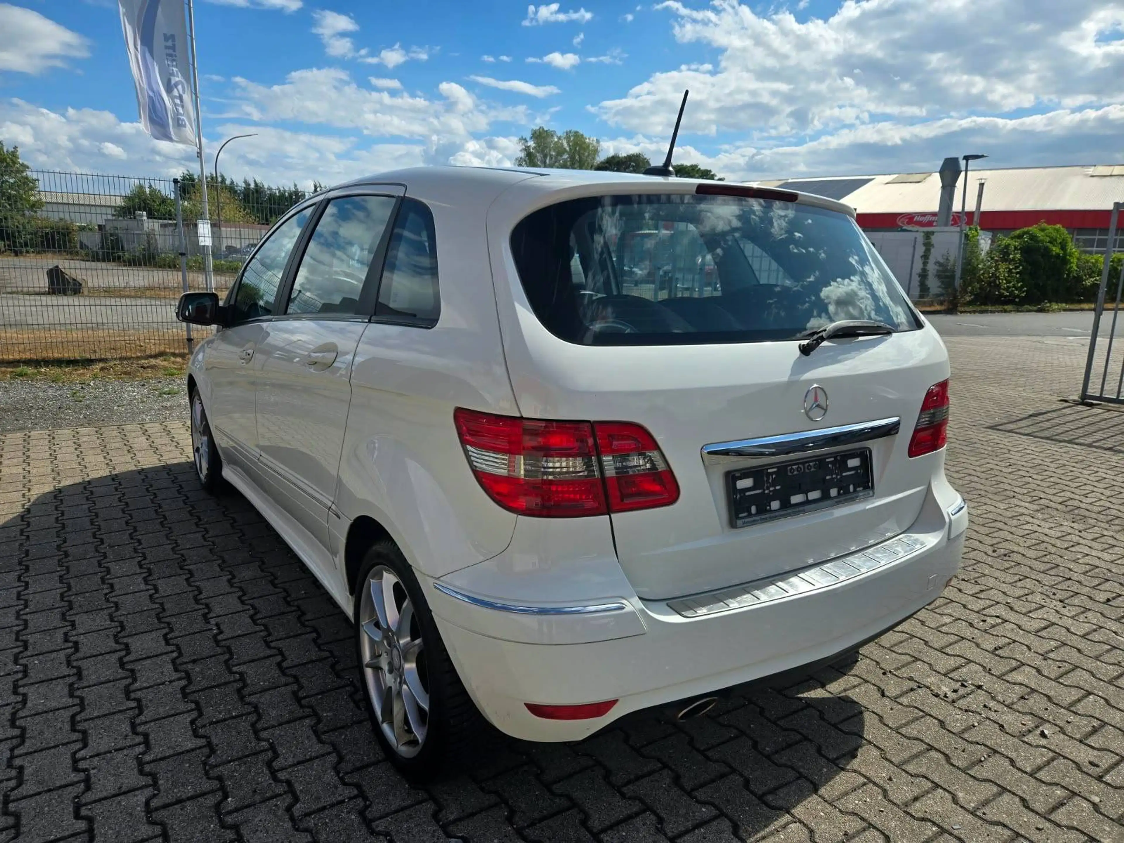 Mercedes-Benz B 160 B 160 (245.231) — photo 5