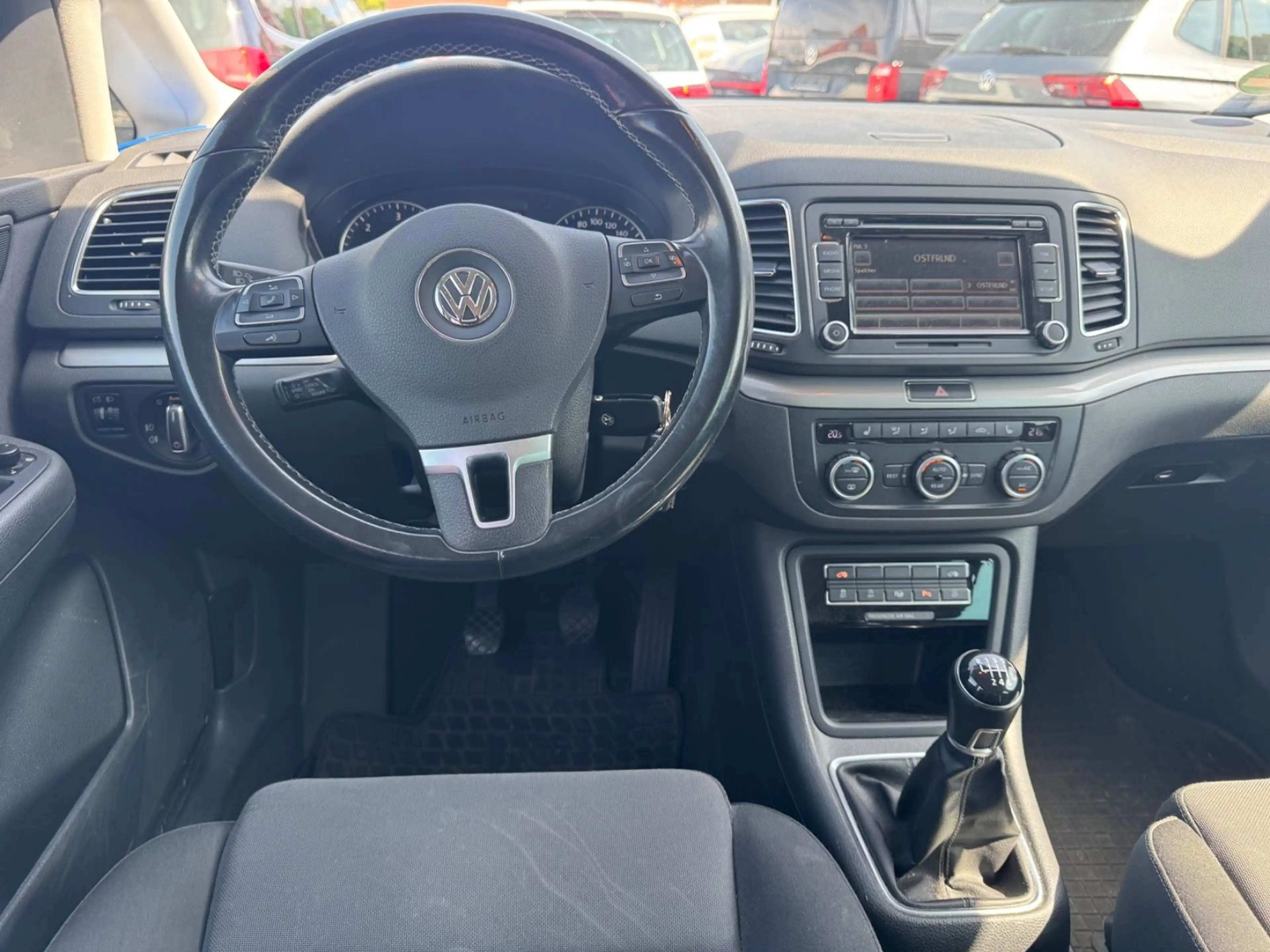 Volkswagen Sharan Life BMT Kamera MFL AHK Temp Elekr Schieb — photo 11