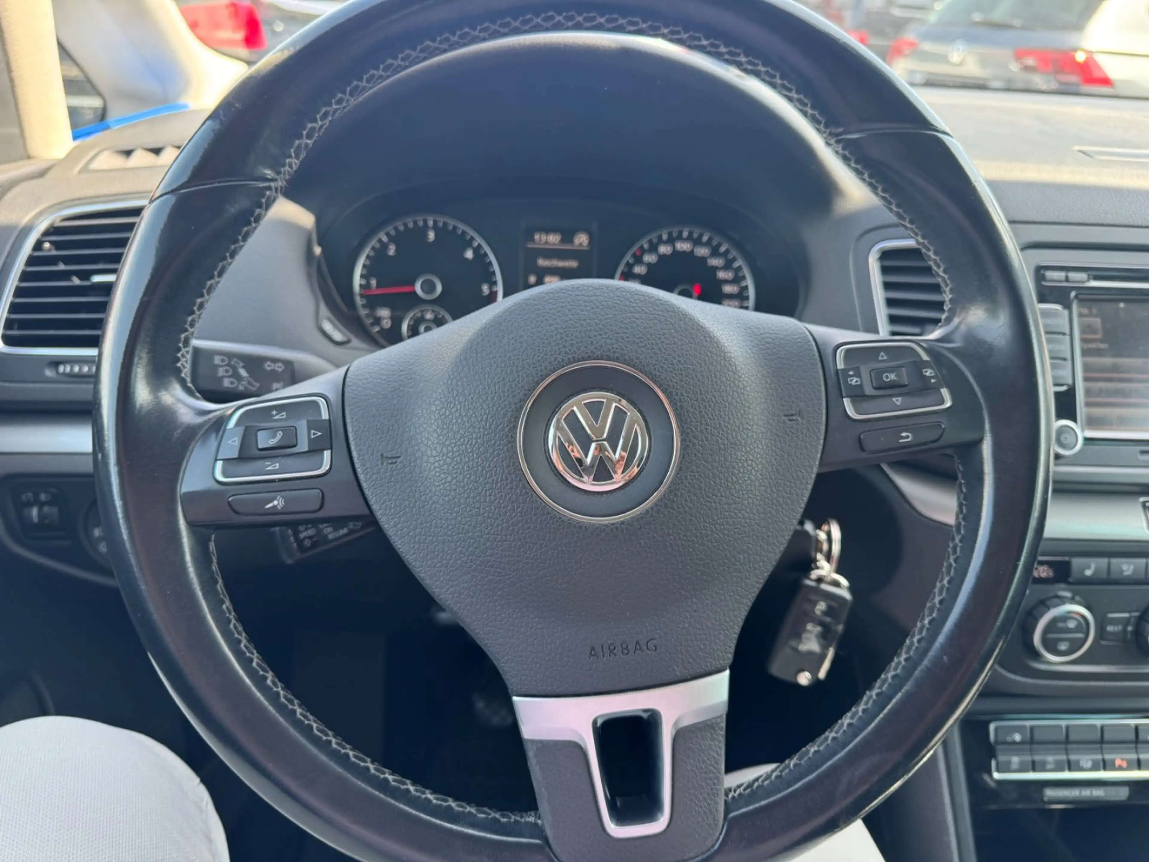 Volkswagen Sharan Life BMT Kamera MFL AHK Temp Elekr Schieb — photo 12