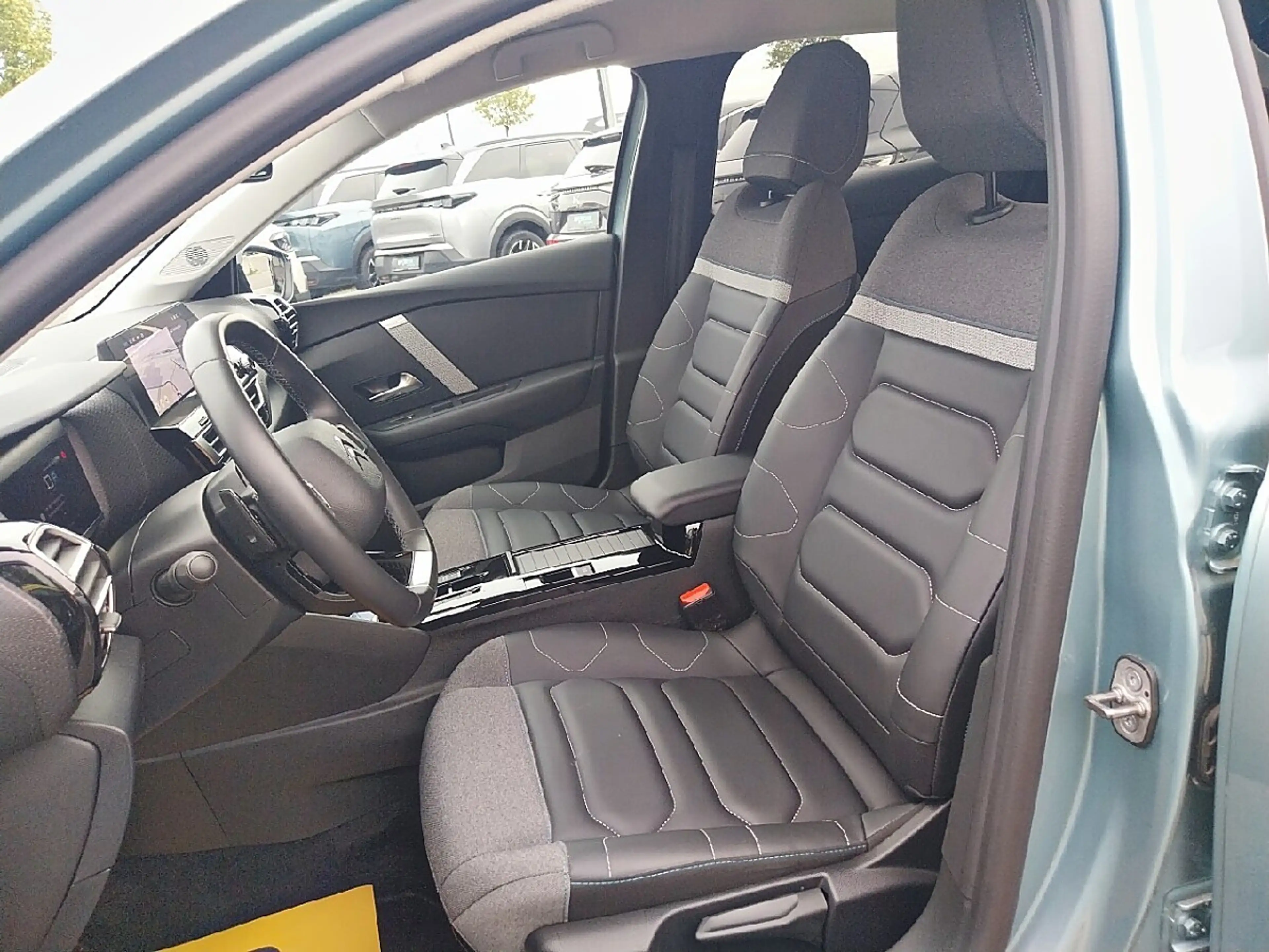 Citroen C4 PT 130 S&S 130 EA — photo 9