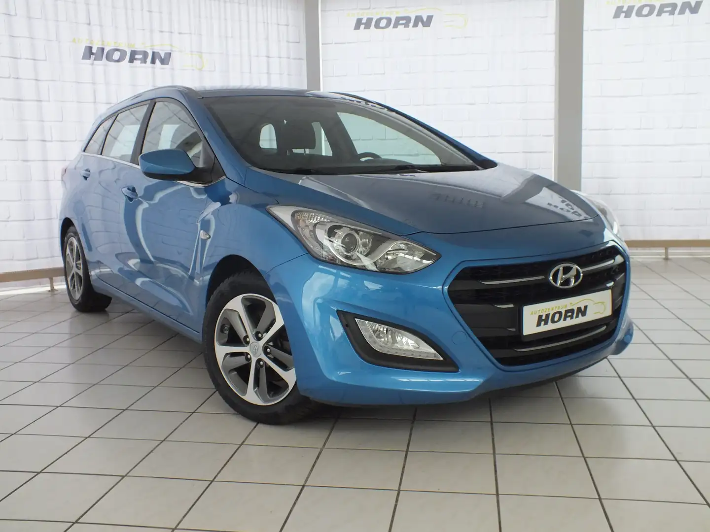 Hyundai i30 blue Classic, AHK abnehmbar, neue Inspektion Azul - 1