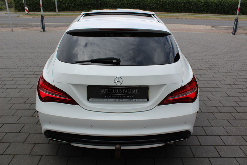 Mercedes-Benz CLA 200 AMG Line (PANORAMADACH) — photo 3