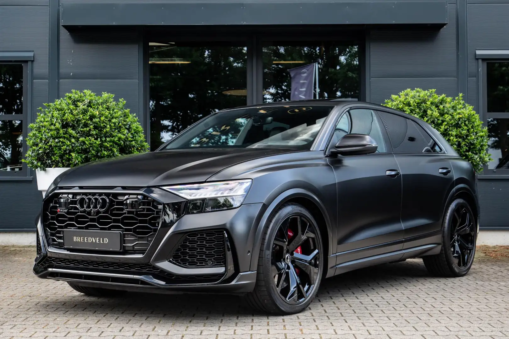 Audi RS Q8 RSQ8 4.0 TFSI 600Pk quattro Чорний - 2