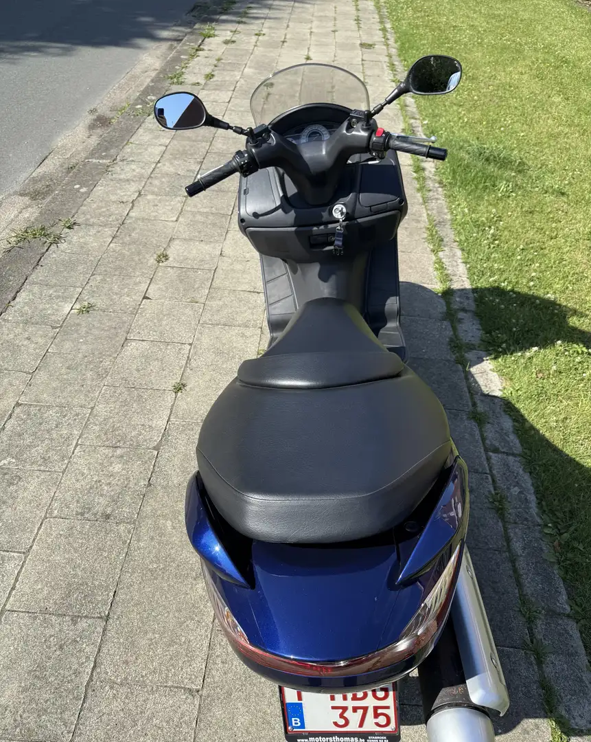 Suzuki Burgman 125 UH125 - 2