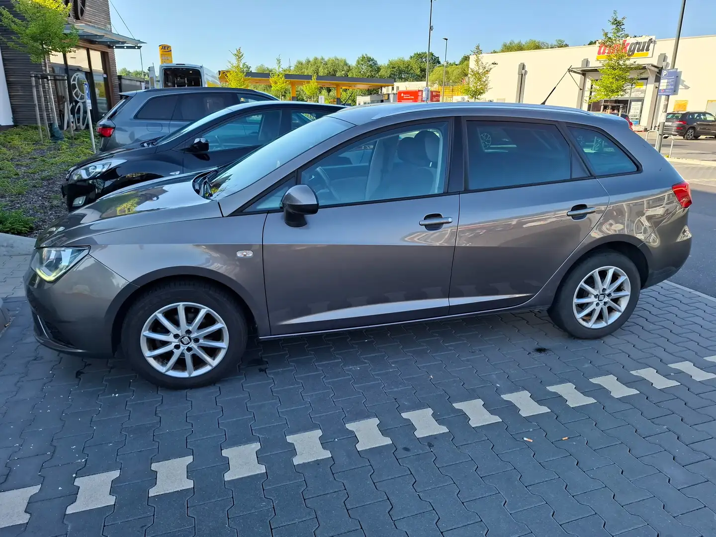 SEAT Ibiza Ibiza ST 1.2 TSI Style Grau - 1