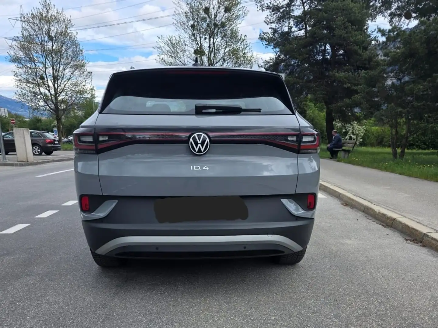 Volkswagen ID.4 Pure - 2