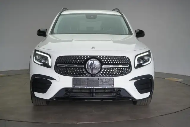 Mercedes-Benz GLB Class view 2