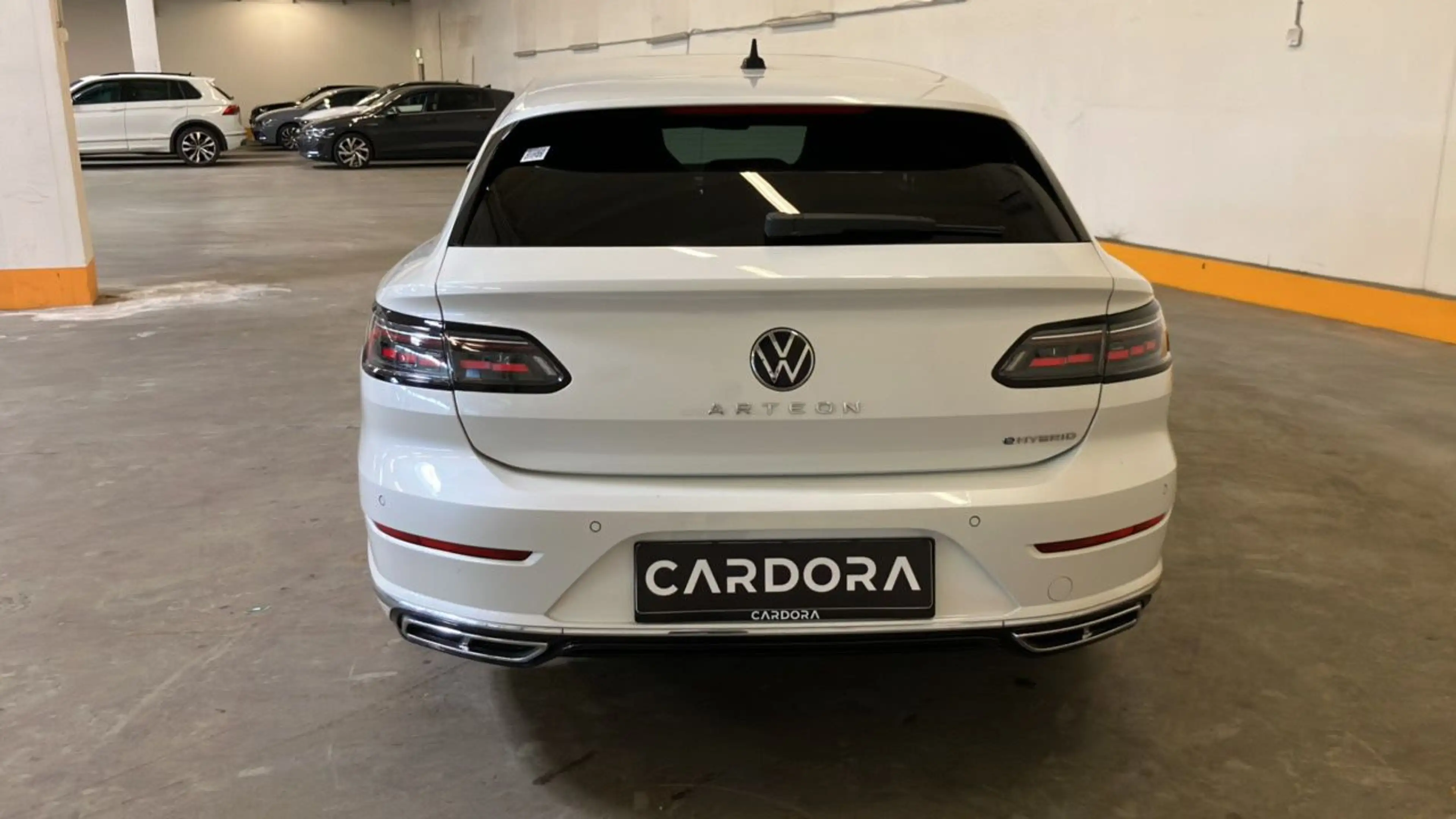 Volkswagen Arteon 1.4 TSI eHybrid R-Line MATRIX*LEDER*SKY*AHK*HEAD- — photo 5