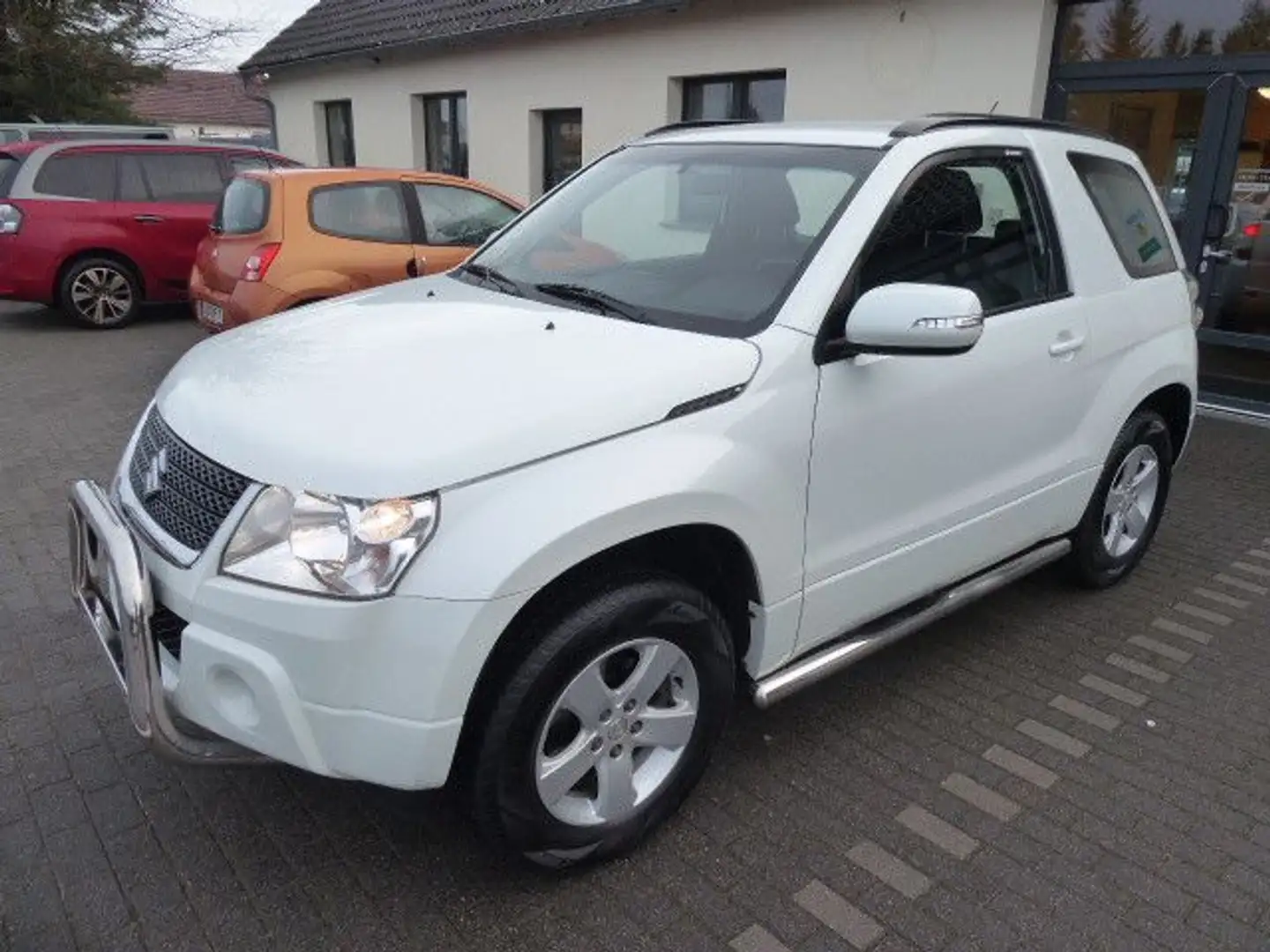 Suzuki Grand Vitara 1.6 Ltr. City Wit - 2