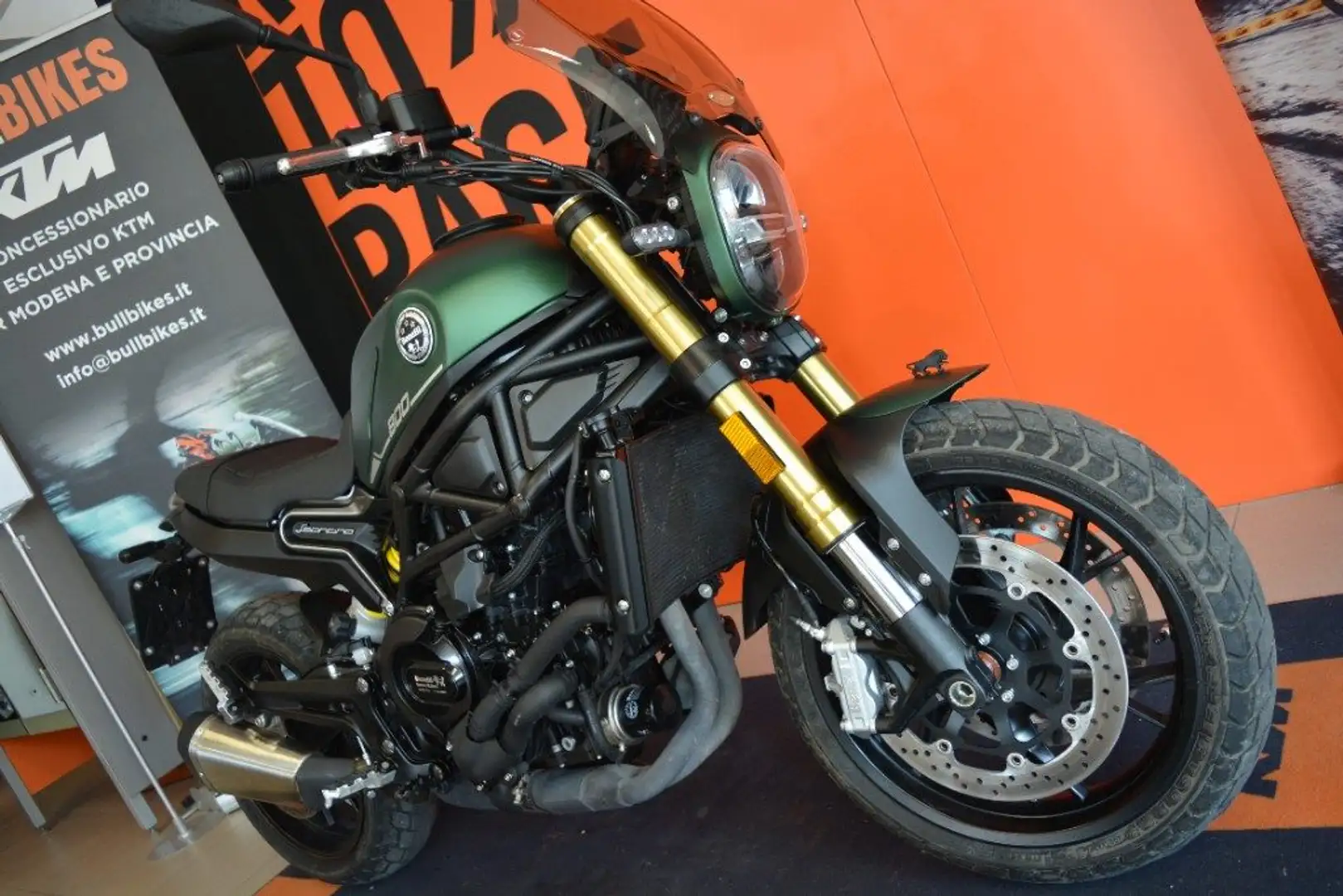Benelli Leoncino 800 ABS Grün - 2
