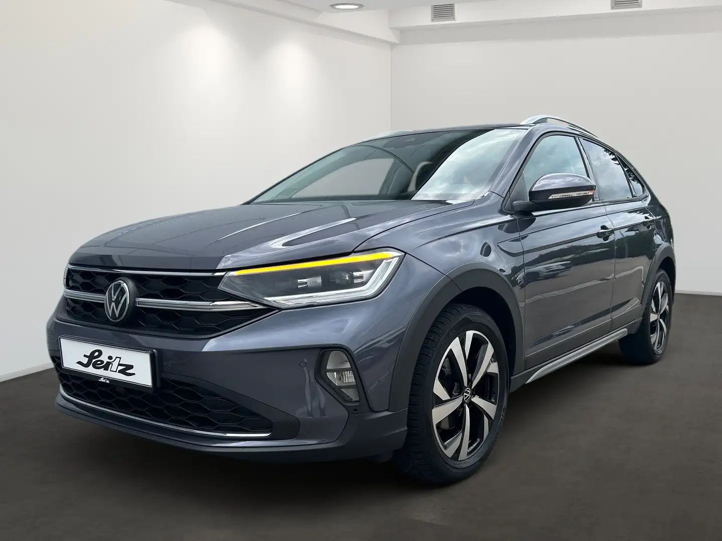 Volkswagen Taigo 1.5 TSI Style *MATRIX*KAMERA*NAVI* Grau - 2