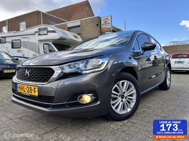 Citroen DS4 1.2 Business 37.666 km! Auto ruikt ook nieuw!