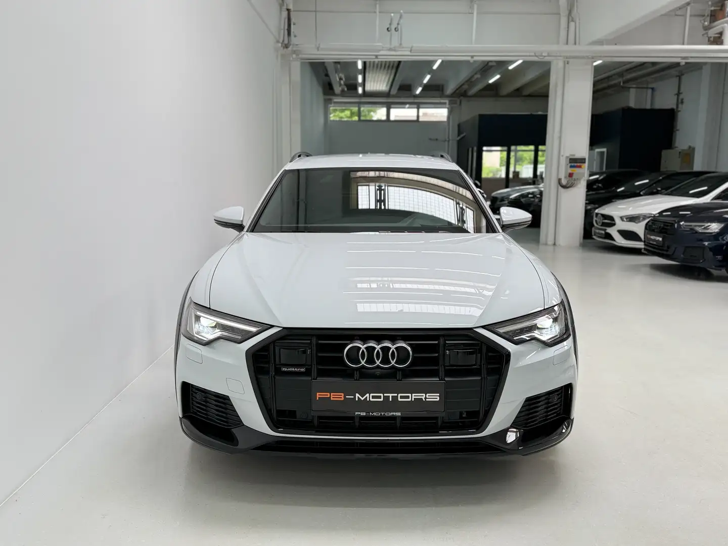 Audi A6 allroad 45 TDI Quattro Matrix ACC 360° 20" Ambiente Weiß - 2