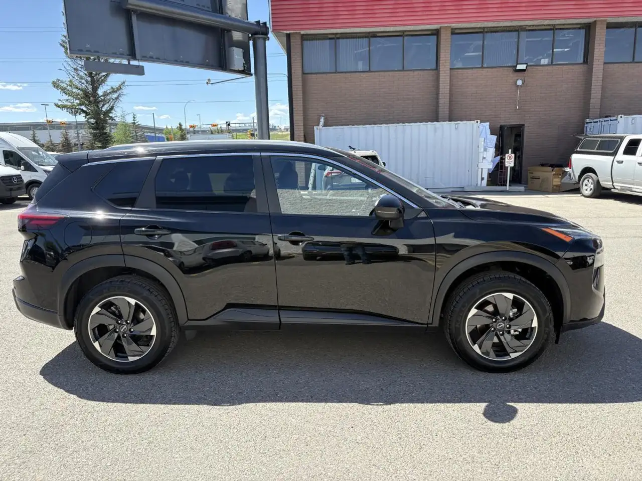 Nissan Rogue снимка Nissan Rogue