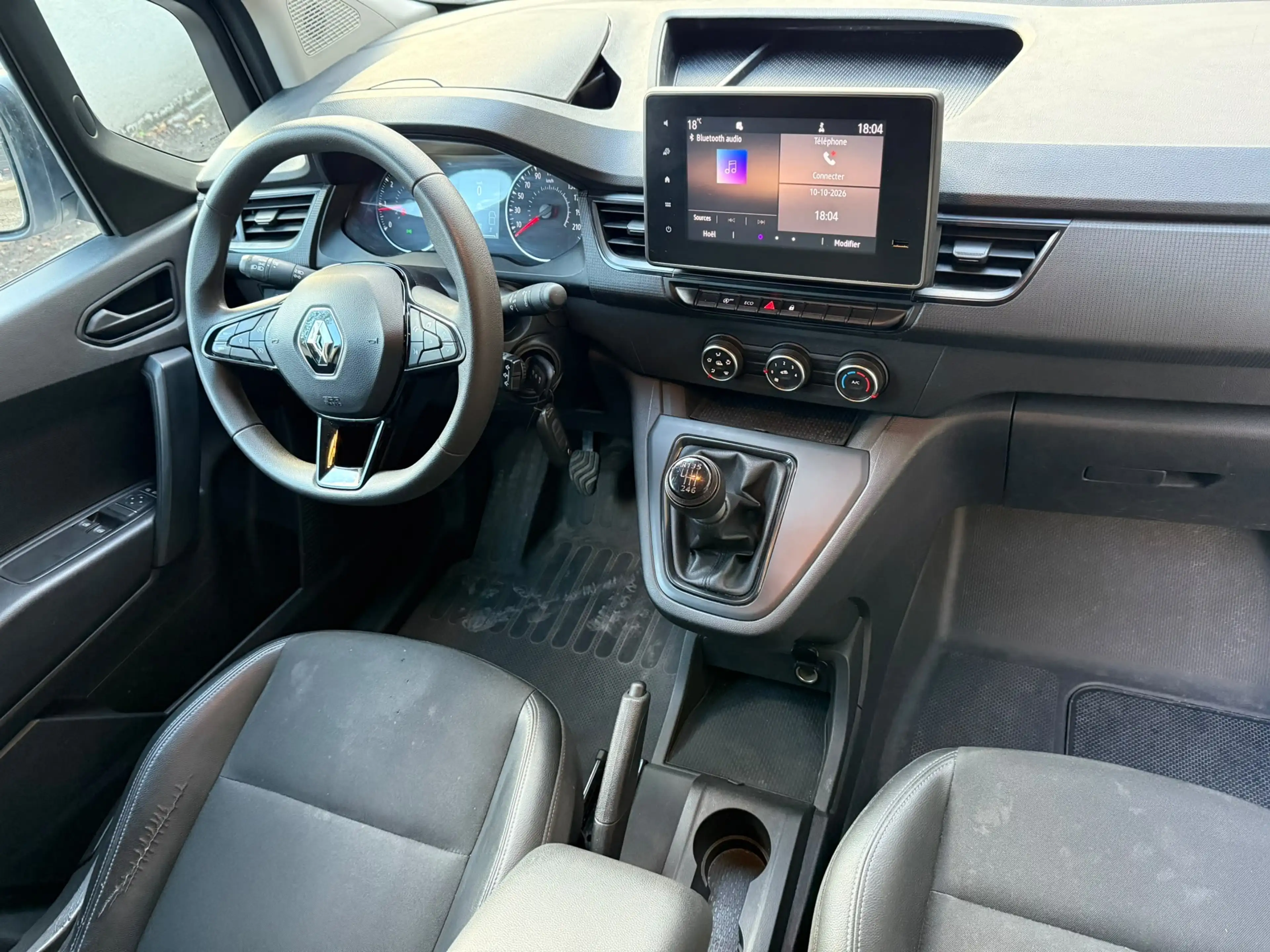 Renault Kangoo Kangoo 1.3 TCe Equilibre Equilibre — photo 9