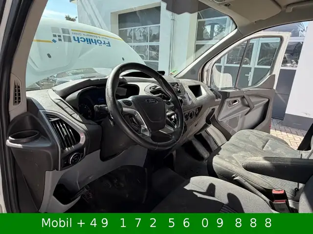 Ford Transit Custom view 26