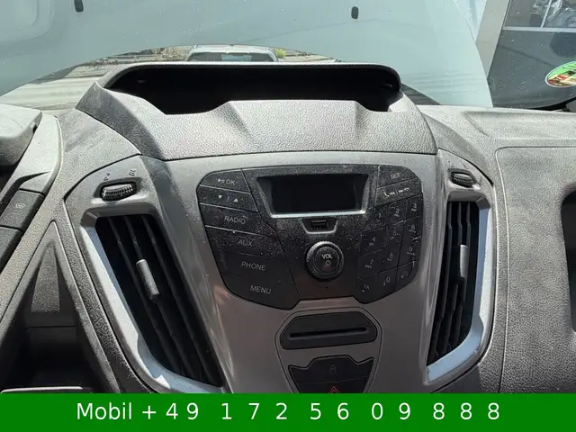 Ford Transit Custom view 22