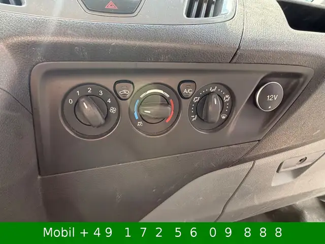 Ford Transit Custom view 23