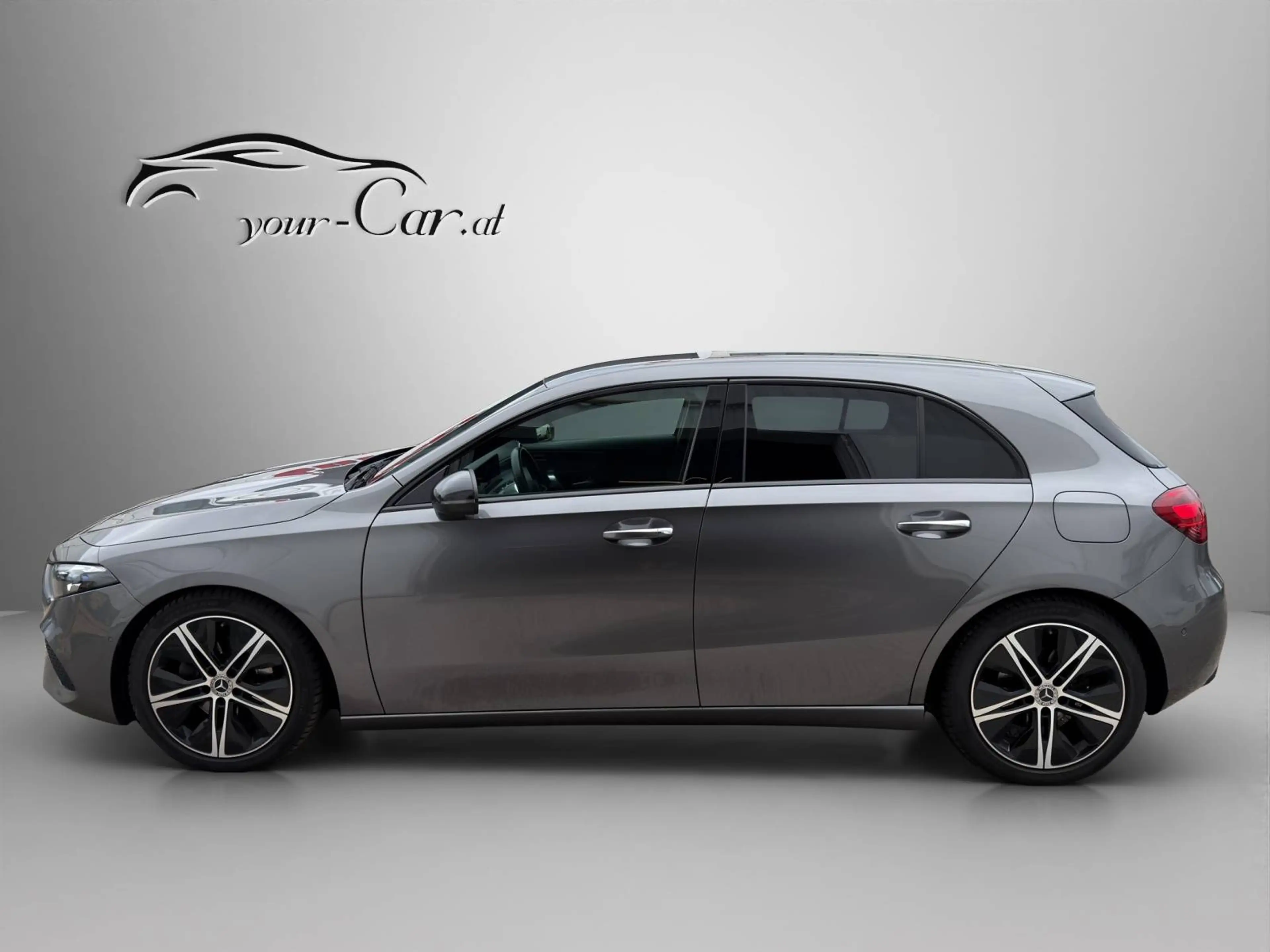 Mercedes-Benz A 180 d Aut. *MULTIBEAM, AMBI, STANDHZG, BURMESTER, LEDER, RFK* — photo 4