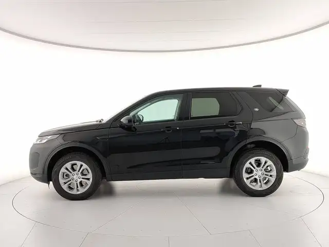 Land Rover Discovery Sport view 2