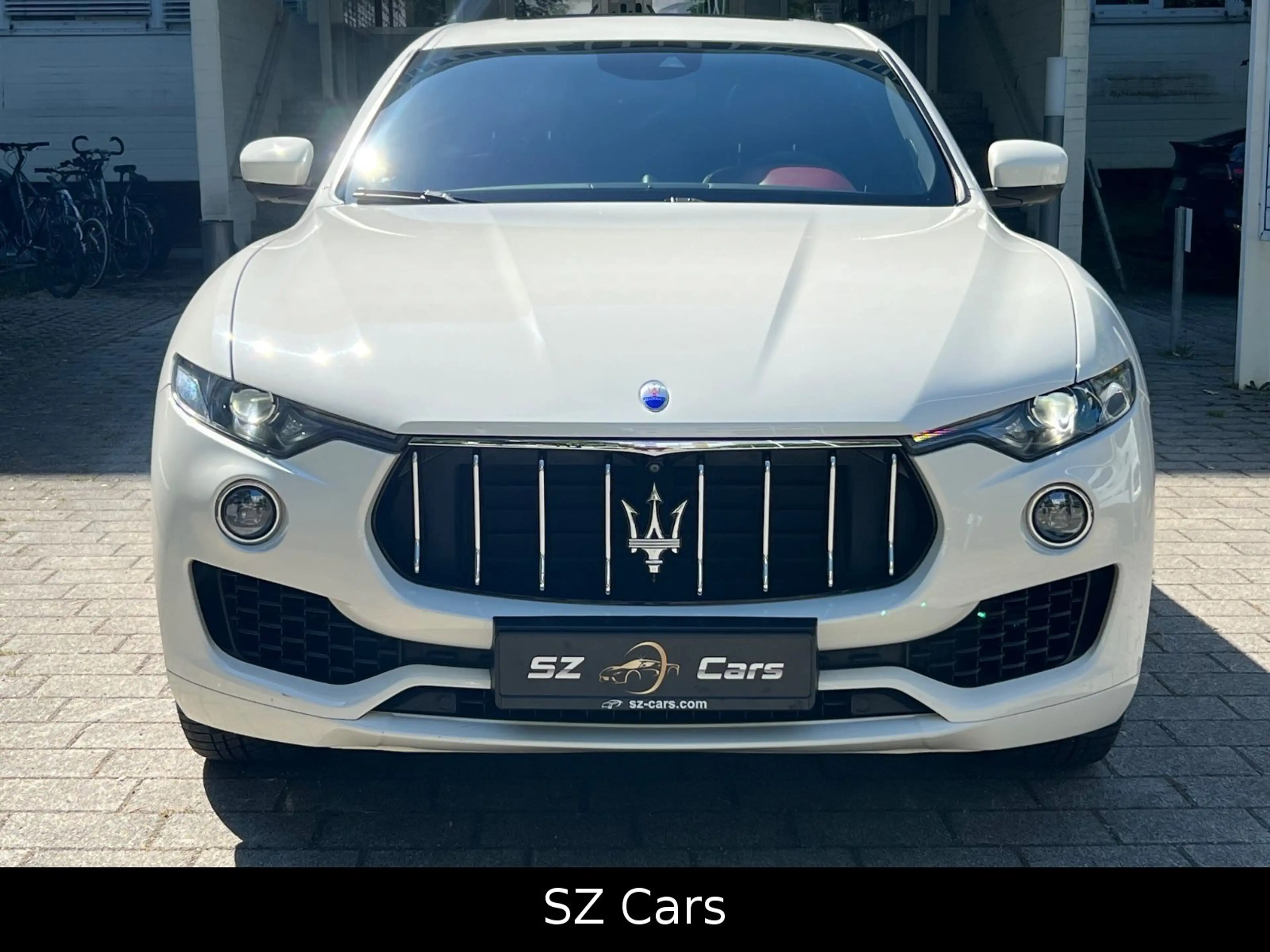 Maserati Levante S Q4 — photo 3