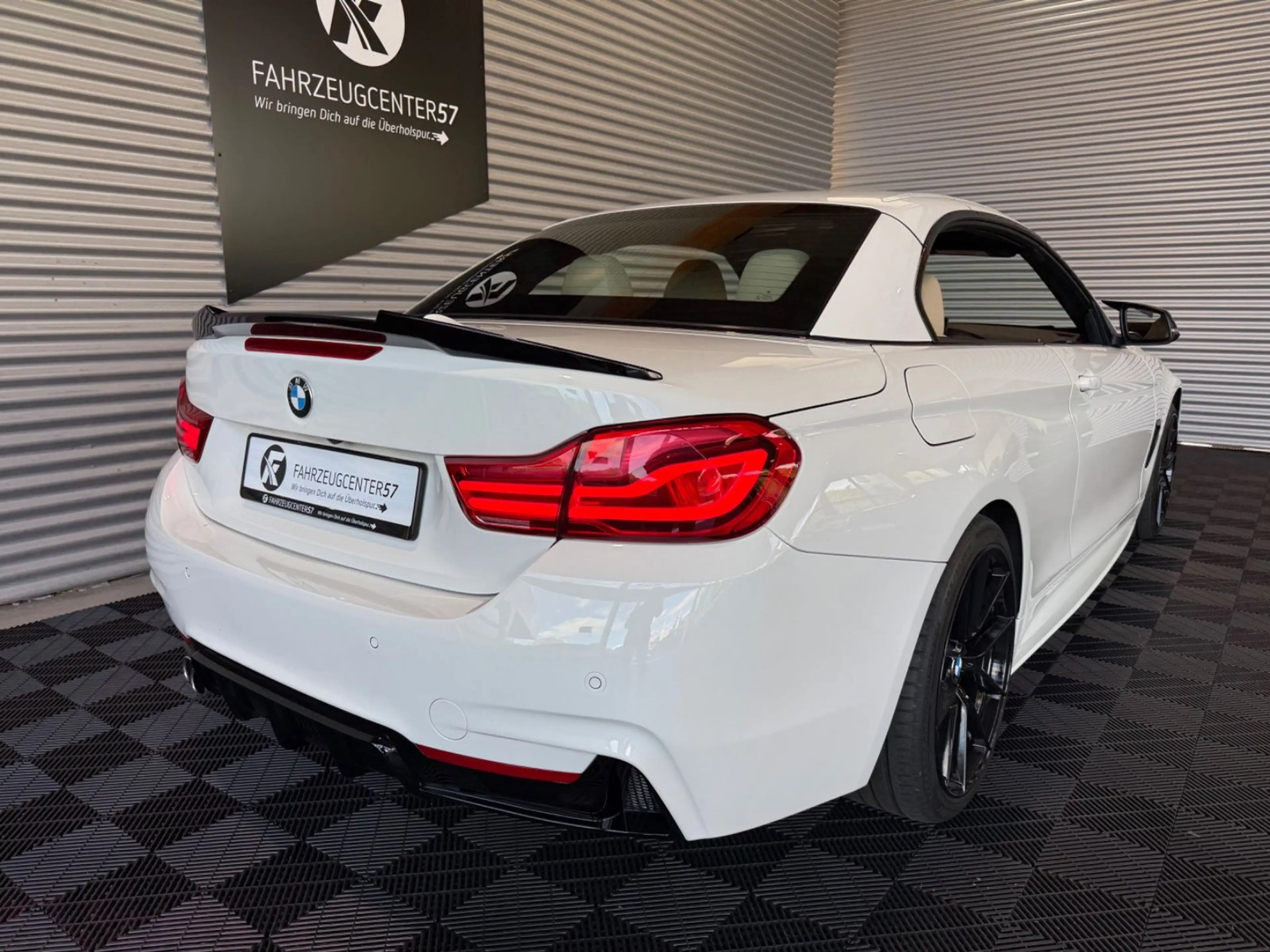BMW 428 i Cabrio M-PERFORMANCE/LED/360°/H&K/PDC — photo 6