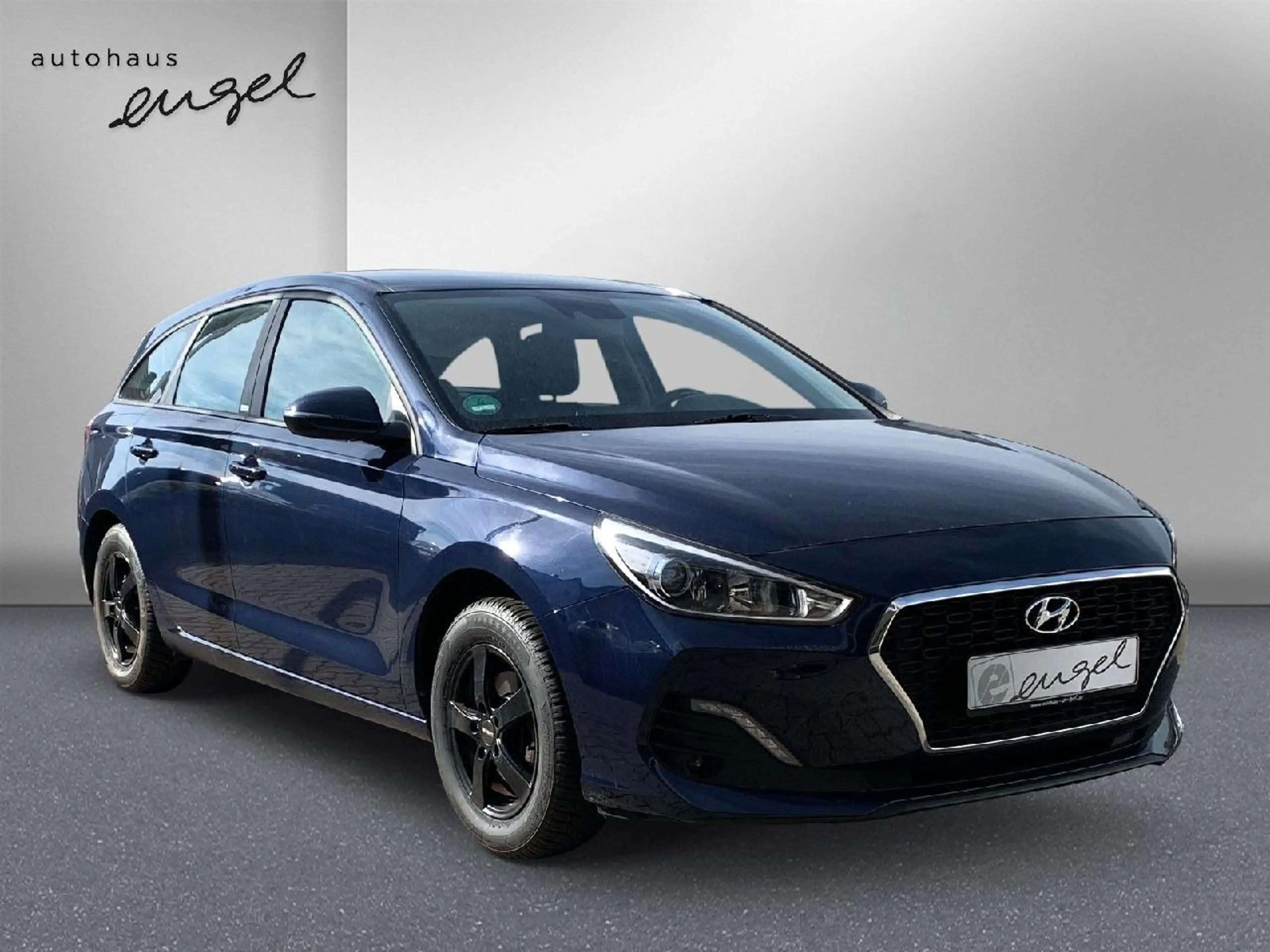 Hyundai i30 Trend,KLIMA,TEMPO,NAVI,SHZ,CARPLAY,SPURHALTE — photo 4