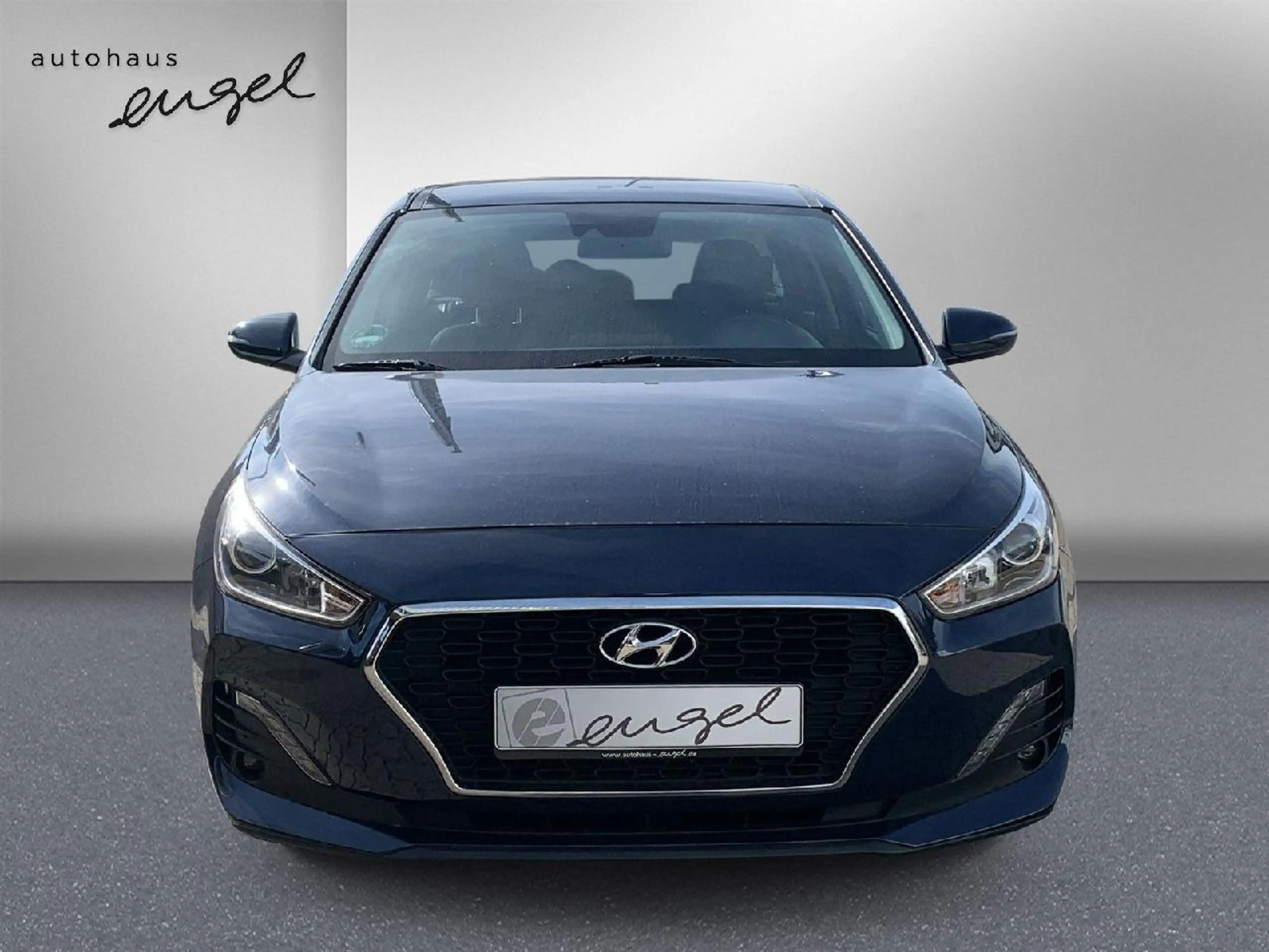 Hyundai i30 Trend,KLIMA,TEMPO,NAVI,SHZ,CARPLAY,SPURHALTE — photo 3