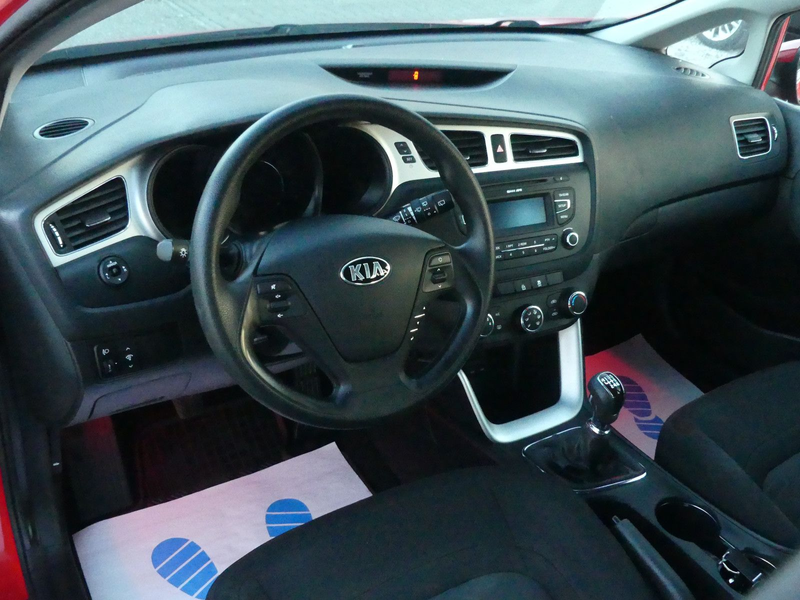 Kia Ceed SW / cee'd SW 1.4 CRDi Edition 7 TUV — photo 10