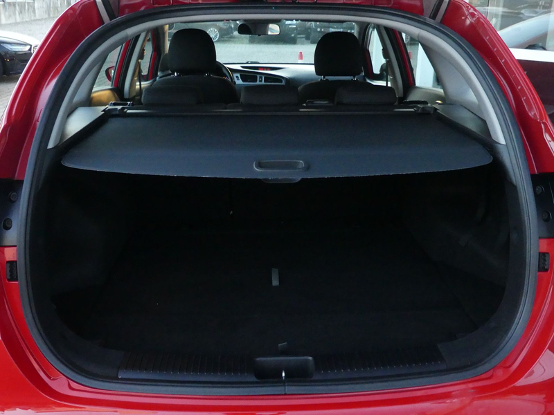 Kia Ceed SW / cee'd SW 1.4 CRDi Edition 7 TUV — photo 7