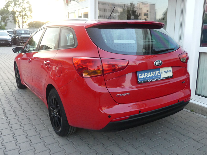 Kia Ceed SW / cee'd SW 1.4 CRDi Edition 7 TUV — photo 8